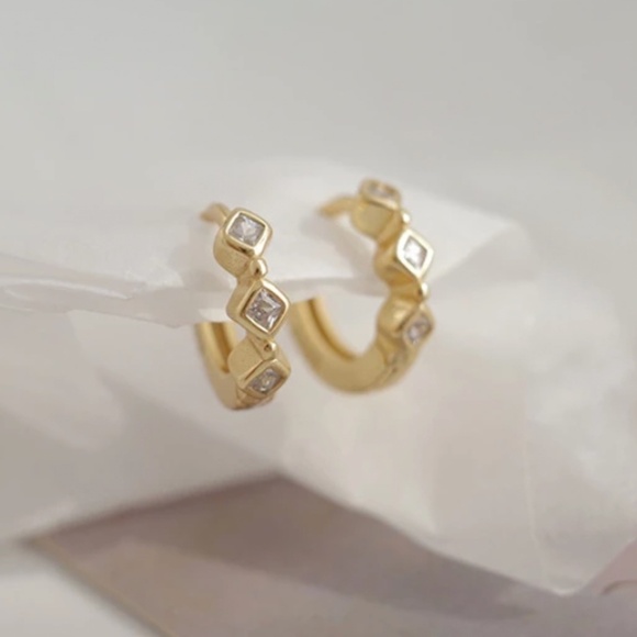 Sterling Silver Gold Huggies with Row of Diamond Shaped Simulated Diamonds - Picture 1 of 10